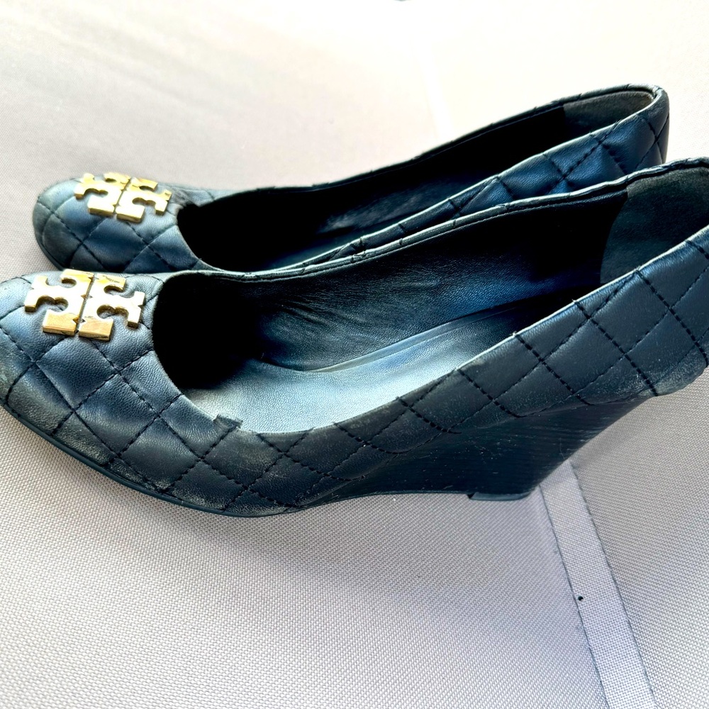 Tory Burch Size 8.5 Wedge Heels Shoes